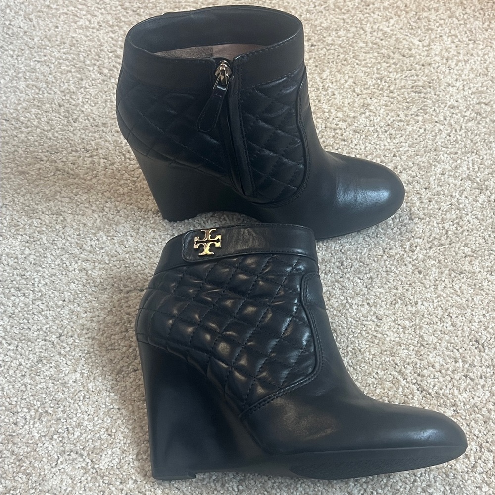 1467. Worn Once - Tory Burch Leila Black Leather Quilted Wedge Ankle Booties